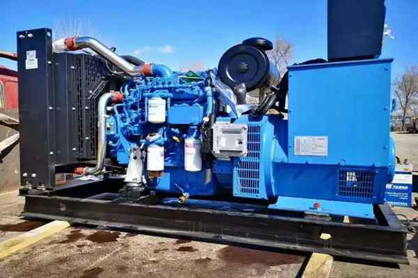 乐竞·网站登录官网入口-乐竞(中国)机电一批柴油发电机组发往客户手中